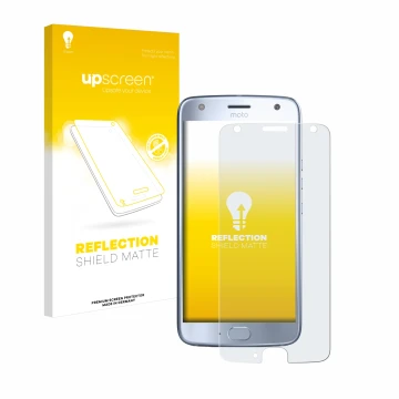 Front side of a product packaging with the brand logo upscreen. Next to it is the device Motorola Moto X4 shown with the corre