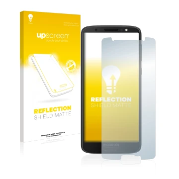 Front side of a product packaging with the brand logo upscreen. Next to it is the device Motorola Moto G6 shown with the corre