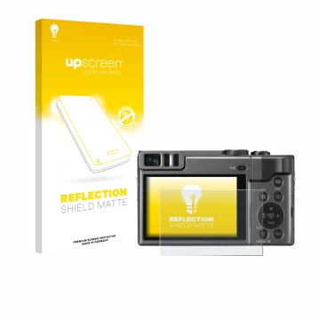 Front side of a product packaging with the brand logo upscreen. Next to it is the device Panasonic Lumix DC-TZ90 shown with th