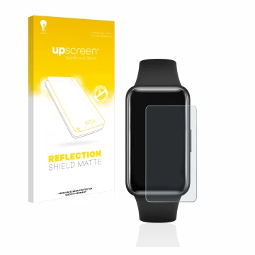Front side of a product packaging with the brand logo upscreen. Next to it is the device Huawei Band 7 shown with the correspo