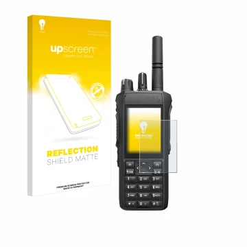 Front side of a product packaging with the brand logo upscreen. Next to it is the device Motorola R7 shown with the correspond
