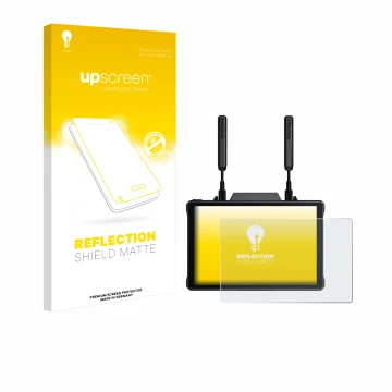 Front side of a product packaging with the brand logo upscreen. Next to it is the device Hollyland Pyro 7 shown with the corre