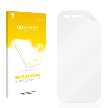 Front side of a product packaging with the brand logo upscreen. Next to it is the corresponding screen protector.