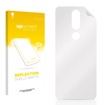 Front side of a product packaging with the brand logo upscreen. Next to it is the corresponding screen protector.