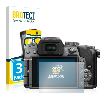 Front side of a product packaging with the brand logo BROTECT. Next to it is the device Panasonic Lumix DMC-G7 shown with the 