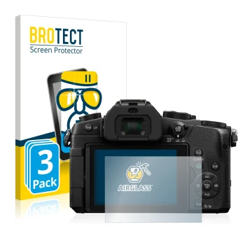 Front side of a product packaging with the brand logo BROTECT. Next to it is the device Panasonic Lumix DMC-G81 shown with the