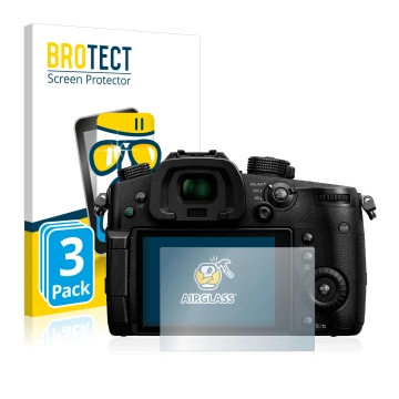 Front side of a product packaging with the brand logo BROTECT. Next to it is the device Panasonic Lumix DC-GH5 shown with the 