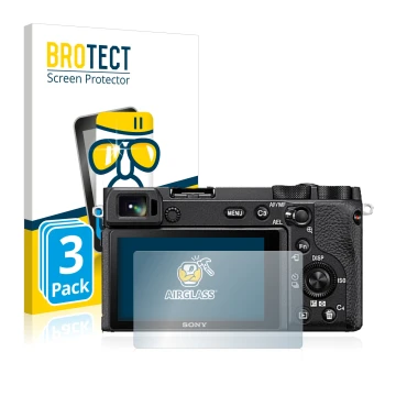 Front side of a product packaging with the brand logo BROTECT. Next to it is the device Sony Alpha 6600 shown with the corresp