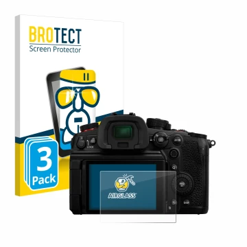 Front side of a product packaging with the brand logo BROTECT. Next to it is the device Panasonic Lumix DC-GH7 shown with the 