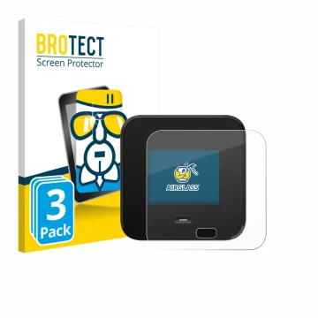 Front side of a product packaging with the brand logo BROTECT. Next to it is the device Netgear Nighthawk M7 Pro shown with th
