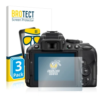 Front side of a product packaging with the brand logo BROTECT. Next to it is the device Nikon D5300 shown with the correspondi
