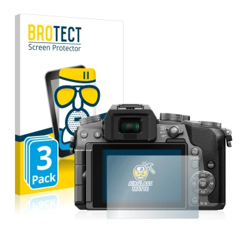 Front side of a product packaging with the brand logo BROTECT. Next to it is the device Panasonic Lumix DMC-G70 shown with the