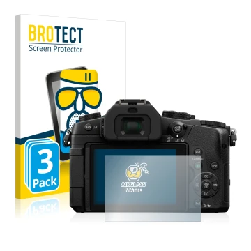 Front side of a product packaging with the brand logo BROTECT. Next to it is the device Panasonic Lumix DMC-G81 shown with the