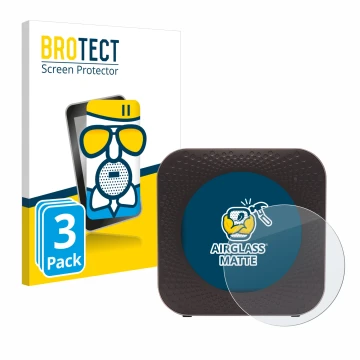 Front side of a product packaging with the brand logo BROTECT. Next to it is the device Netgear Nighthawk M1 shown with the co