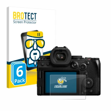 Front side of a product packaging with the brand logo BROTECT. Next to it is the device Panasonic Lumix DC-S5M2X shown with th