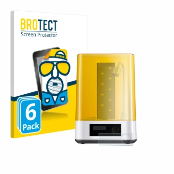Front side of a product packaging with the brand logo BROTECT. Next to it is the device Anycubic Wash & Cure 3 shown with the 