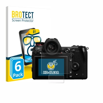 Front side of a product packaging with the brand logo BROTECT. Next to it is the device Panasonic Lumix DC-S1 shown with the c