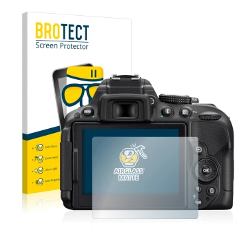 Front side of a product packaging with the brand logo BROTECT. Next to it is the device Nikon D5300 shown with the correspondi