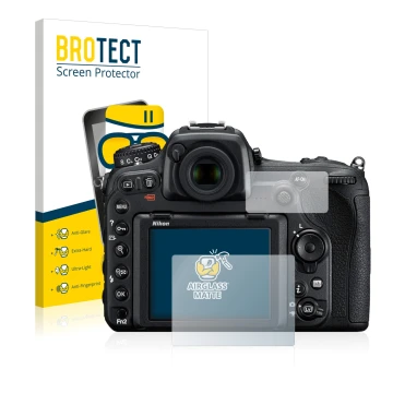 Front side of a product packaging with the brand logo BROTECT. Next to it is the device Nikon D500 shown with the correspondin
