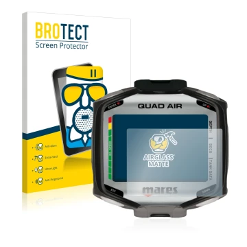 Front side of a product packaging with the brand logo BROTECT. Next to it is the device Mares Quad Air shown with the correspo