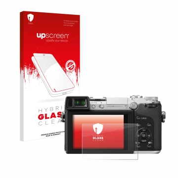 Front side of a product packaging with the brand logo upscreen. Next to it is the device Panasonic Lumix DMC-GX7 shown with th