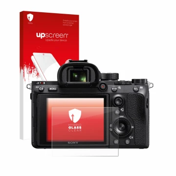 Front side of a product packaging with the brand logo upscreen. Next to it is the device Sony Alpha 7R III shown with the corr