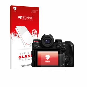 Front side of a product packaging with the brand logo upscreen. Next to it is the device Panasonic Lumix DC-S1II shown with th
