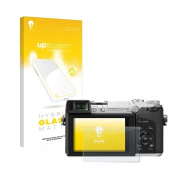 Front side of a product packaging with the brand logo upscreen. Next to it is the device Panasonic Lumix DMC-GX7 shown with th