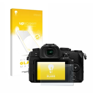 Front side of a product packaging with the brand logo upscreen. Next to it is the device Panasonic Lumix DC-G91 shown with the