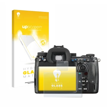 Front side of a product packaging with the brand logo upscreen. Next to it is the device Pentax K-3 Mark III shown with the co