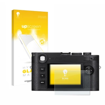 Front side of a product packaging with the brand logo upscreen. Next to it is the device Leica M11 shown with the correspondin