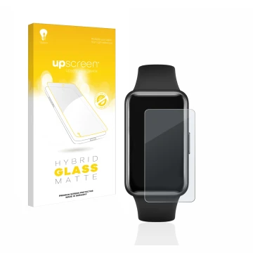 Front side of a product packaging with the brand logo upscreen. Next to it is the device Huawei Band 7 shown with the correspo