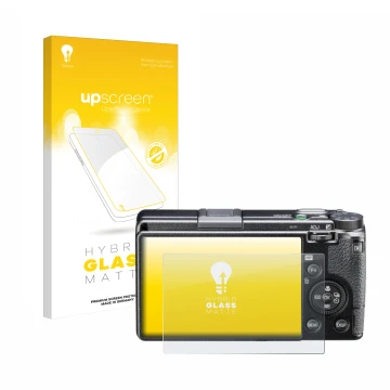 Front side of a product packaging with the brand logo upscreen. Next to it is the device Ricoh GR III HDF shown with the corre