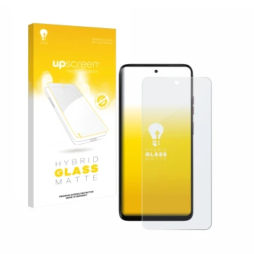 Front side of a product packaging with the brand logo upscreen. Next to it is the device Motorola Moto G05 shown with the corr
