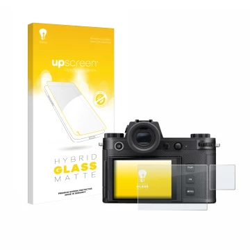 Front side of a product packaging with the brand logo upscreen. Next to it is the device Leica SL3-S (Display + top plate disp