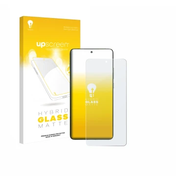 Front side of a product packaging with the brand logo upscreen. Next to it is the device Motorola Edge 70 shown with the corre