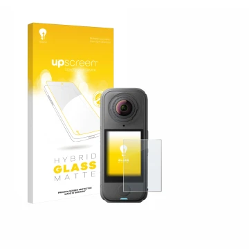 Front side of a product packaging with the brand logo upscreen. Next to it is the device Insta360 X4 Air shown with the corres