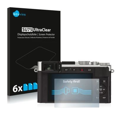 Front side of a product packaging with the brand logo Savvies. Next to it is the device Leica D-Lux 7 shown with the correspon