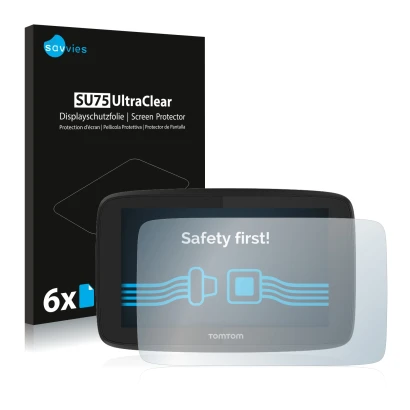 Front side of a product packaging with the brand logo Savvies. Next to it is the device TomTom Go Professional 520 shown with 
