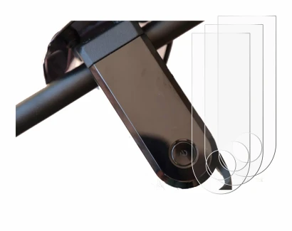 Image of the device NIU KQi3 Max with a wide variety of screen protectors.