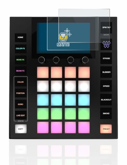 Image of the device Wolfmix W1 with a wide variety of screen protectors.