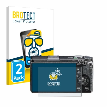 Front side of a product packaging with the brand logo BROTECT. Next to it is the device Ricoh GR IIIx HDF shown with the corre