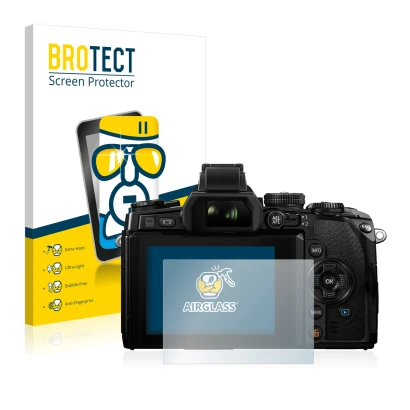Front side of a product packaging with the brand logo BROTECT. Next to it is the device Olympus OM-D E-M1 shown with the corre
