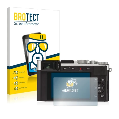 Front side of a product packaging with the brand logo BROTECT. Next to it is the device Leica D-Lux 7 shown with the correspon