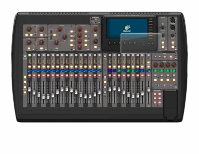 Image of the device Behringer X32 with a wide variety of screen protectors.