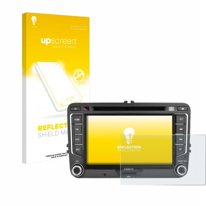 Front side of a product packaging with the brand logo upscreen. Next to it is the device Zenec E>Go 7" shown with the correspo