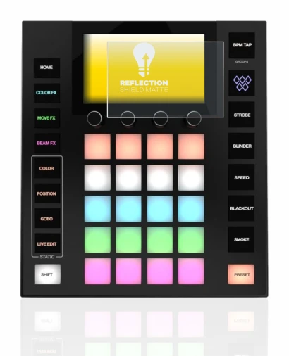 Image of the device Wolfmix W1 with a wide variety of screen protectors.