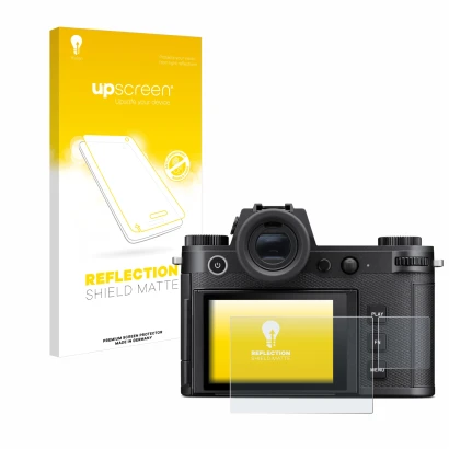 Front side of a product packaging with the brand logo upscreen. Next to it is the device Leica SL3 (Display + top plate displa