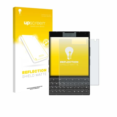 Front side of a product packaging with the brand logo upscreen. Next to it is the device Unihertz Titan 2 shown with the corre