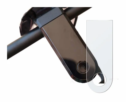 Image of the device NIU KQi3 Max with a wide variety of screen protectors.